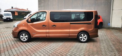 Nissan NV300 1.6 dCi Twin Turbo 145CV Start&Stop PC-TN Combi (4)
