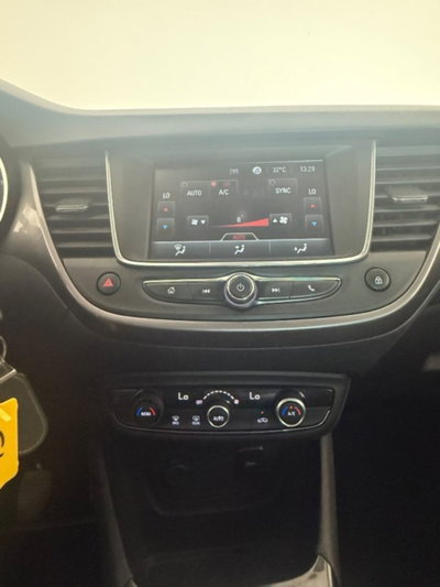 Opel Crossland X 1.2 12V Innovation (16)