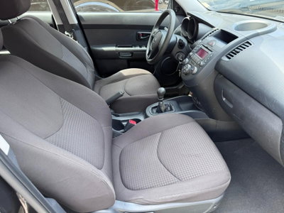 Kia Soul 1.6 CRDi VGT Cool (10)
