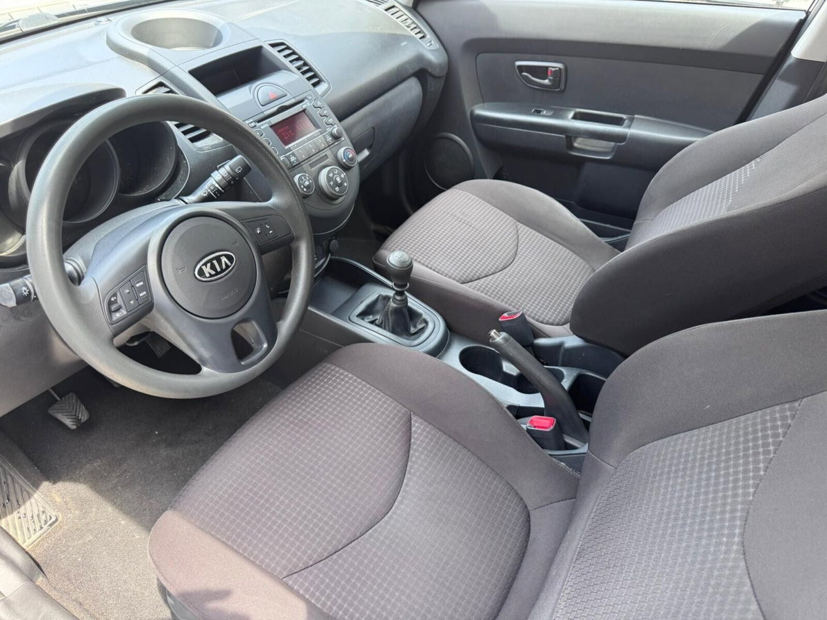 Kia Soul 1.6 CRDi VGT Cool (8)