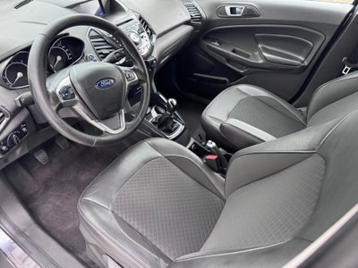 Ford EcoSport 1.5 TDCi 95 CV Titanium S (8)
