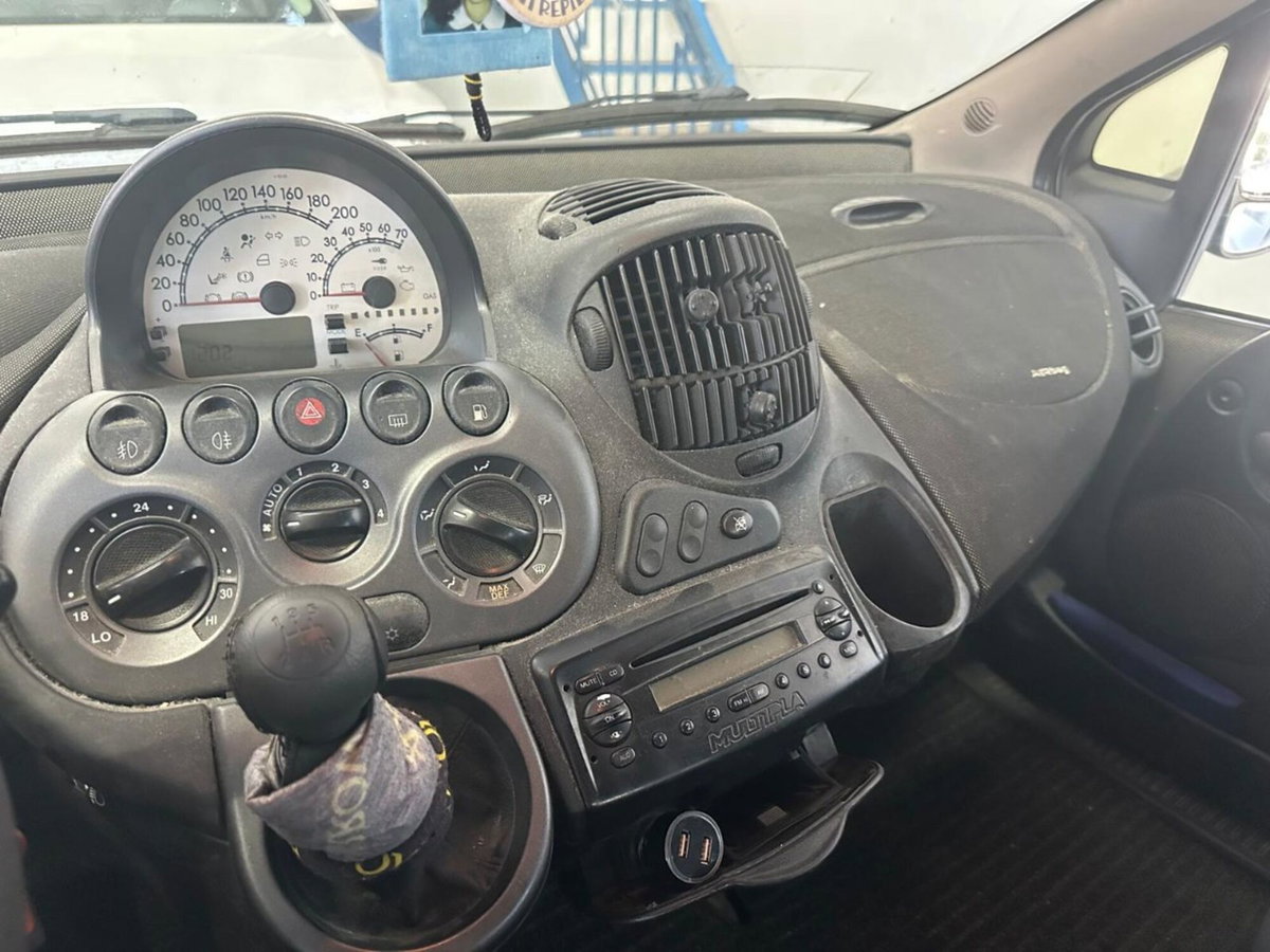 Fiat Multipla 1.6 16V Natural Power Dynamic (14)