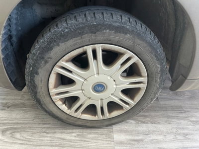 Fiat Multipla 1.6 16V Natural Power Dynamic (19)
