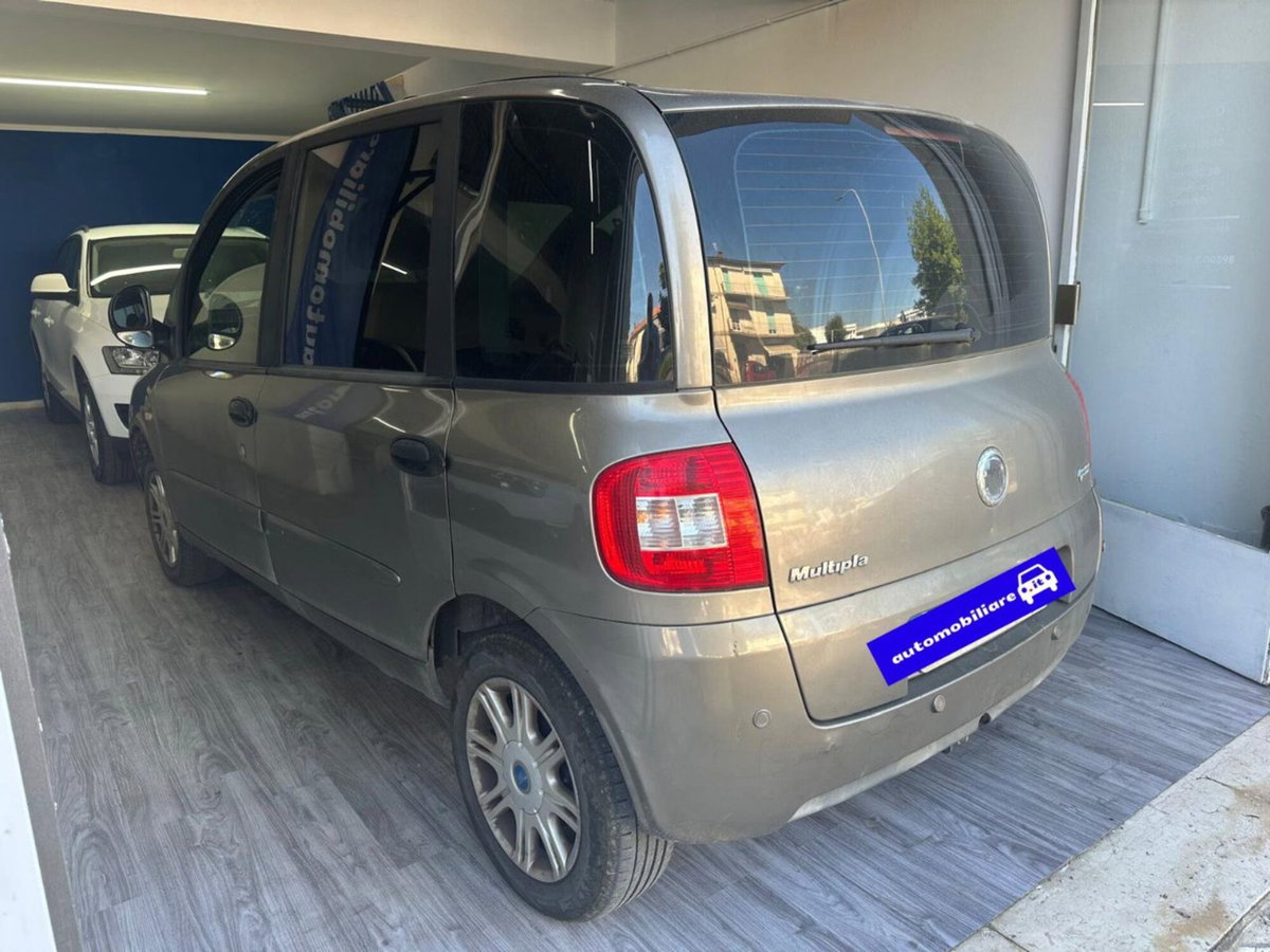 Fiat Multipla 1.6 16V Natural Power Dynamic (6)