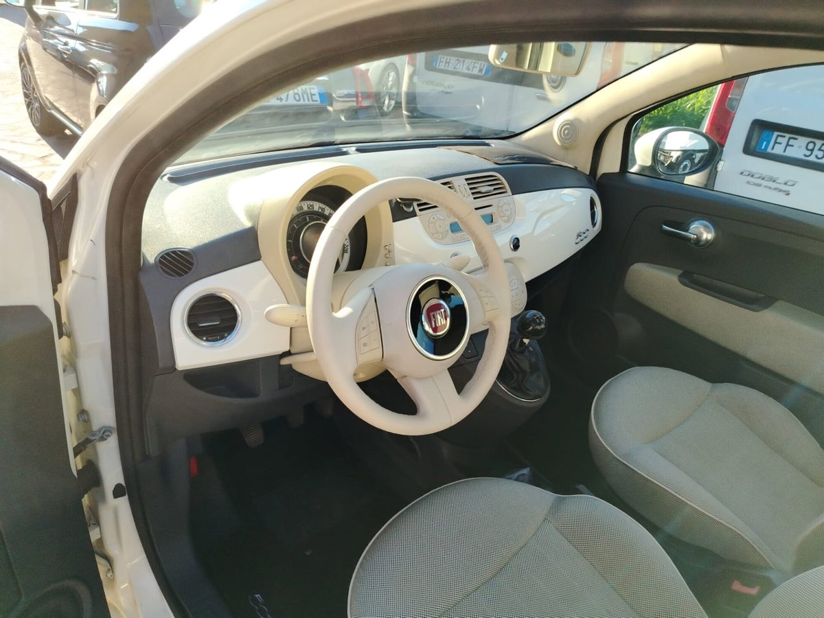 Fiat 500 1.3 Multijet 16V 95 CV Lounge (4)