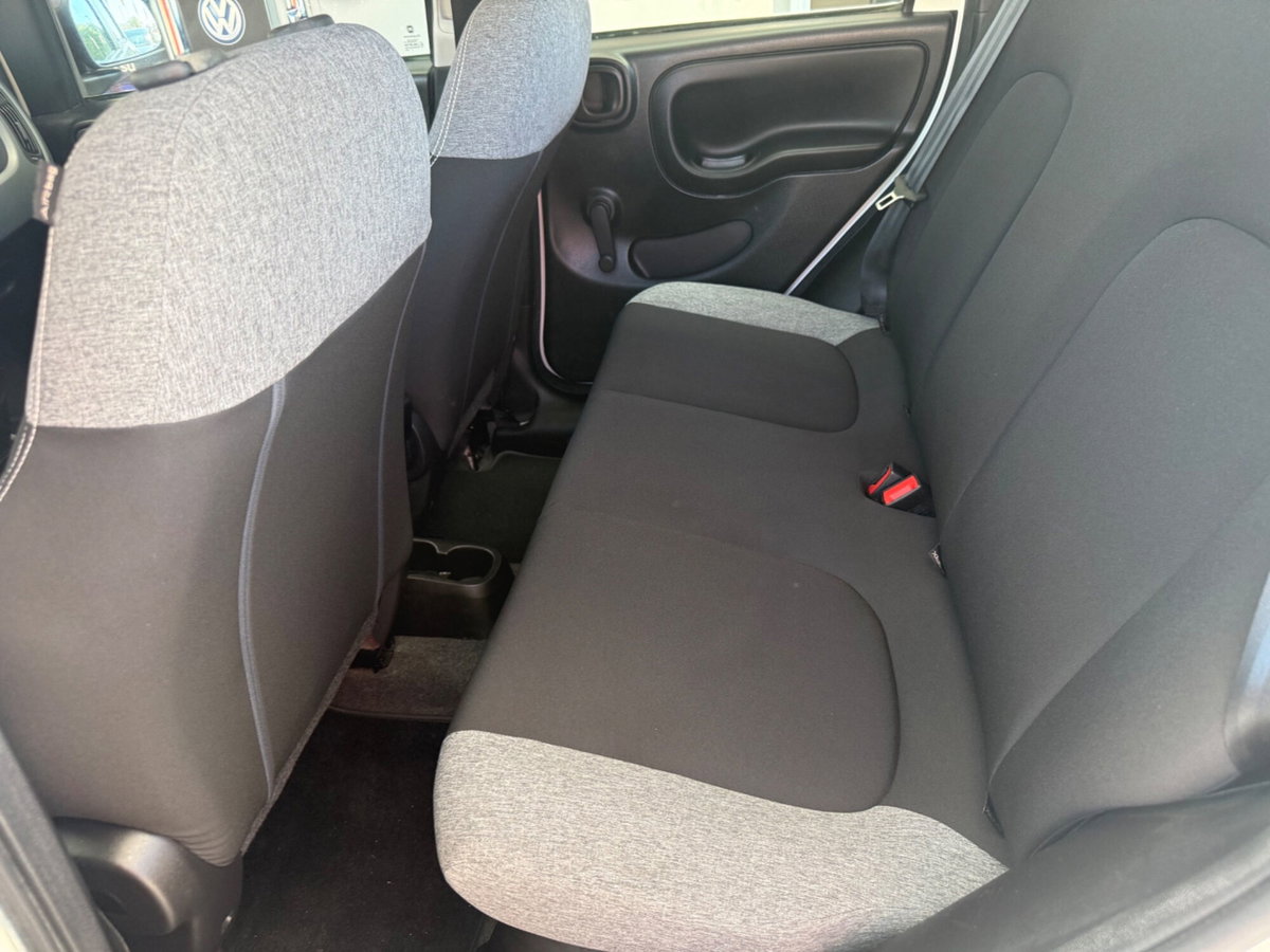 Fiat Panda 1.0 FireFly S&S Hybrid City Life (10)