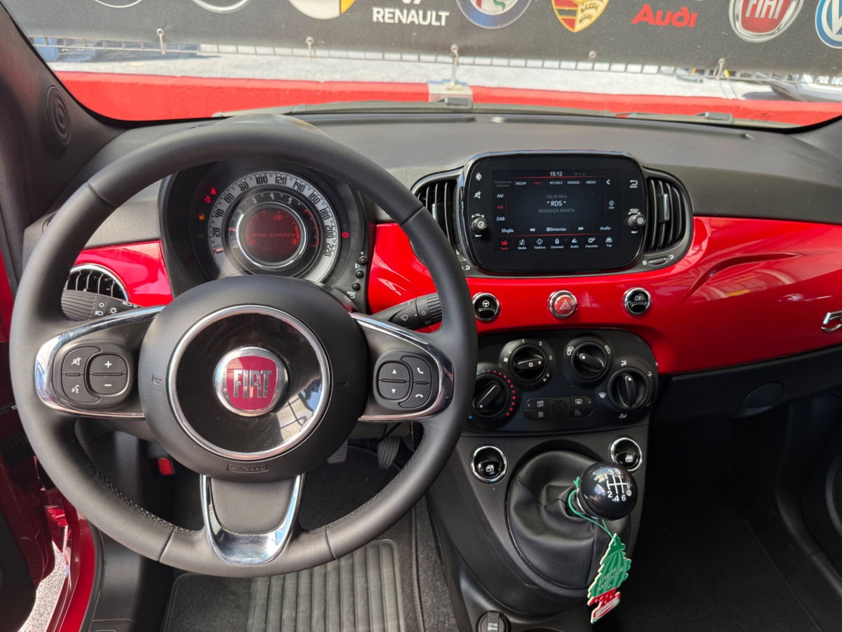 Fiat 500 1.0 Hybrid Red (11)