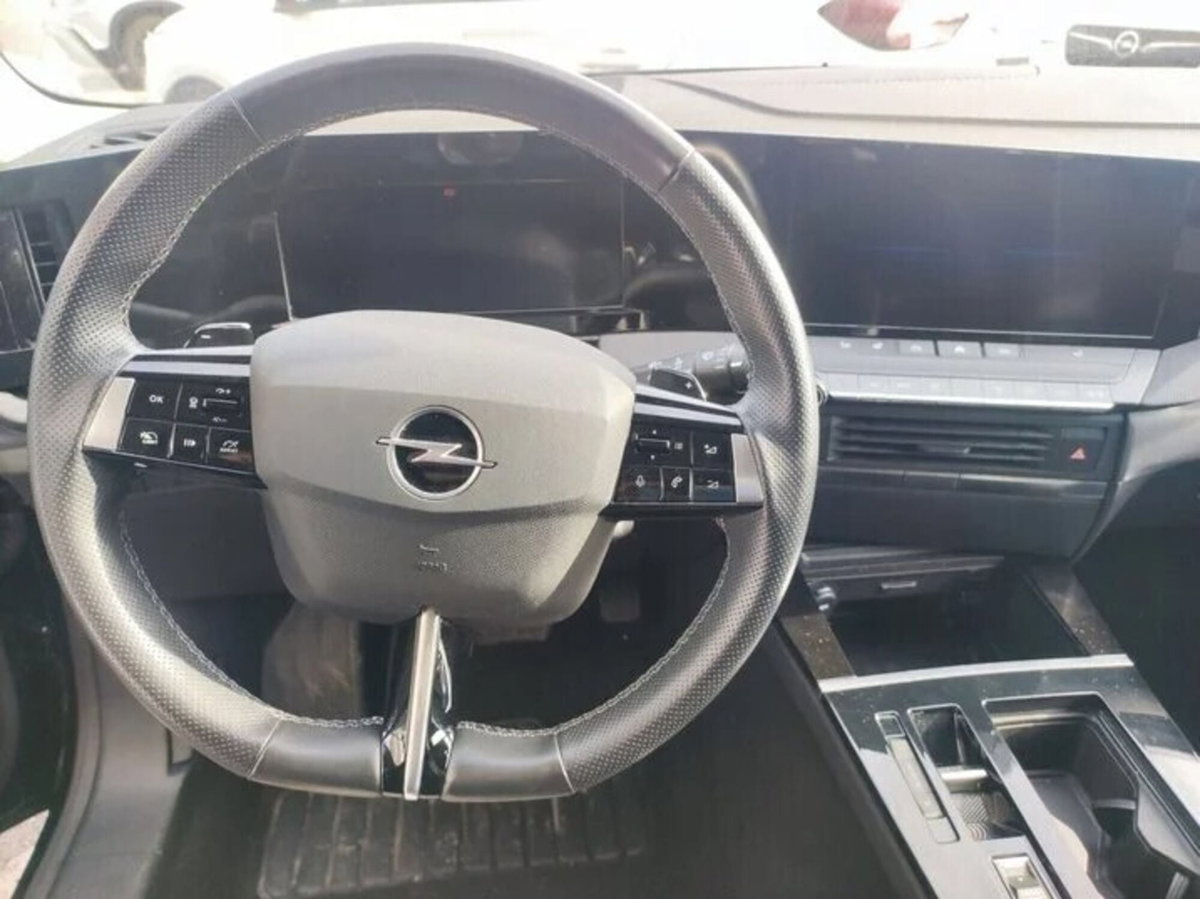 Opel Astra 1.5 Turbo Diesel 130 CV Edition (7)