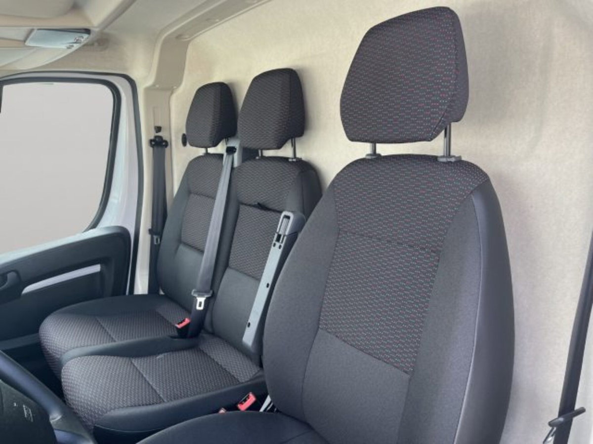 Citroen Jumper Furgone 35 L2H2 2.2 diesel 140cv S&S semivetrato (8)