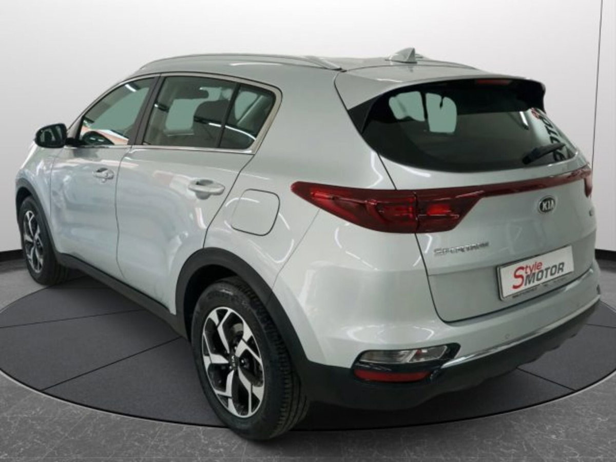 Kia Sportage 1.6 CRDI 136 CV 2WD Mild Hybrid Business Class (3)
