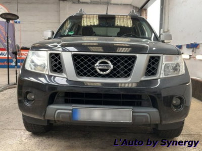 Nissan Navara 2.5 dCi 190CV 4 porte Double Cab LE Platinum (4)