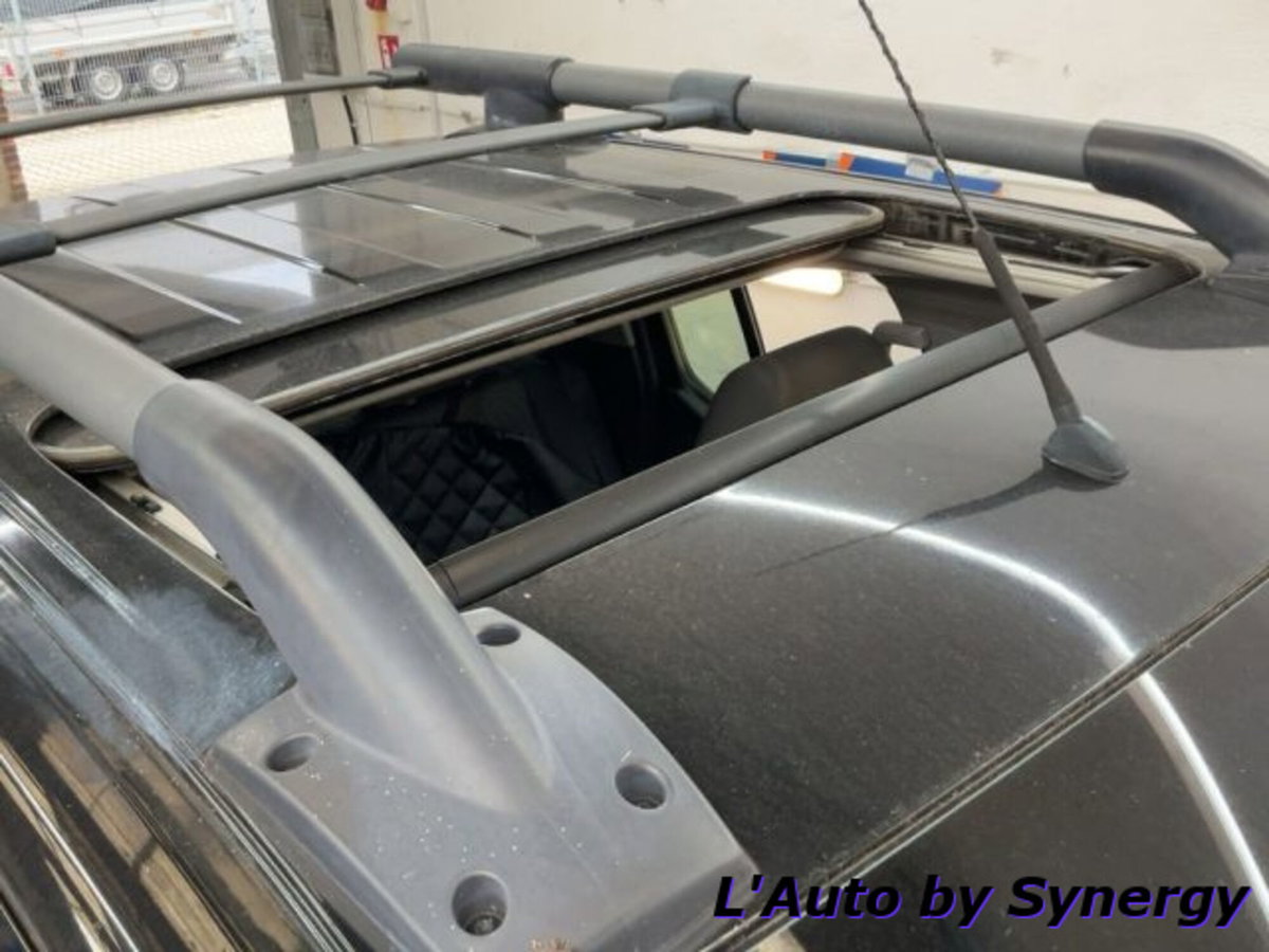 Nissan Navara 2.5 dCi 190CV 4 porte Double Cab LE Platinum (5)