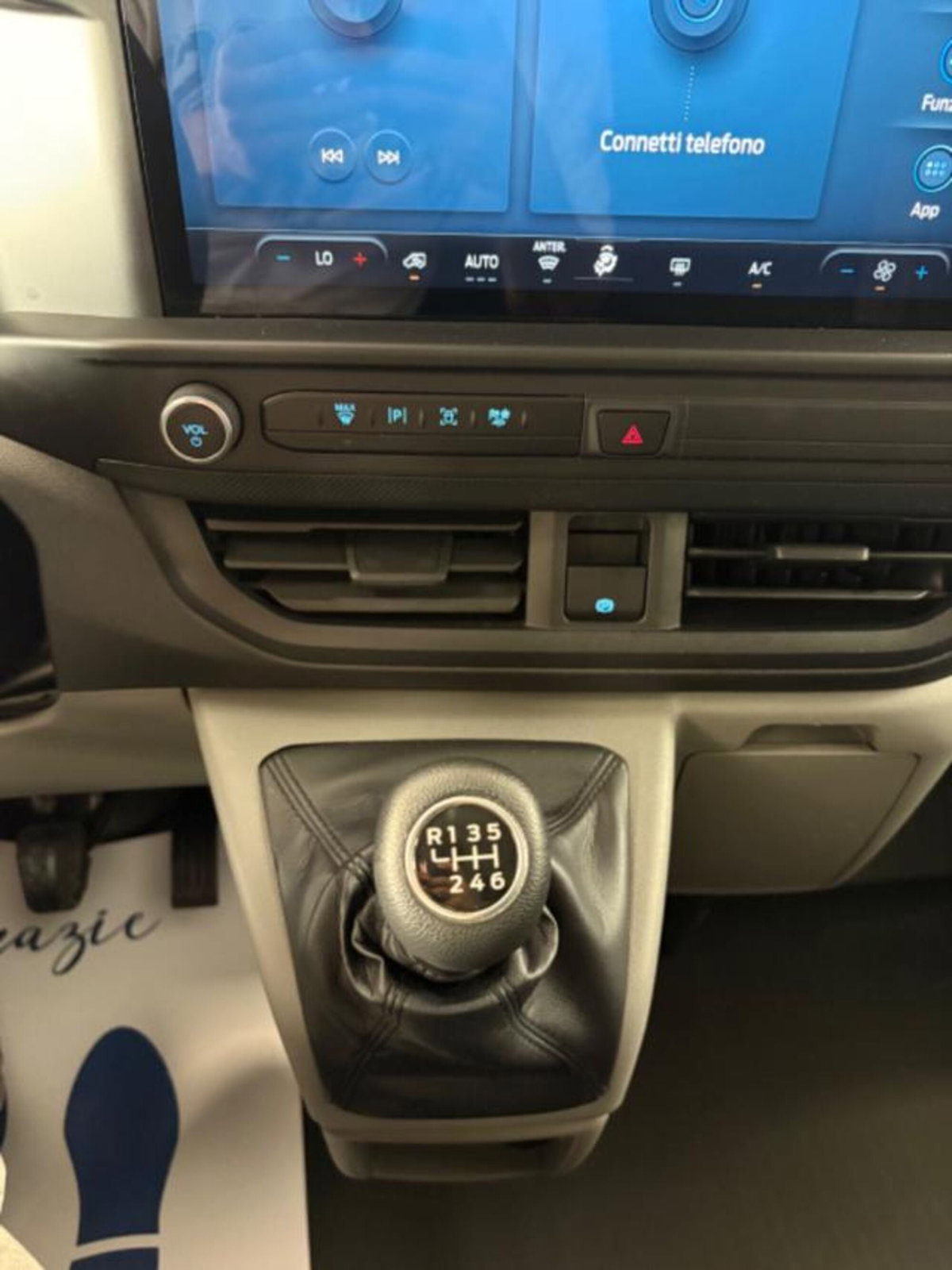 Ford Transit Custom Furgone 320 2.0 ecoblue 136cv Trend L1H1 A8 (14)