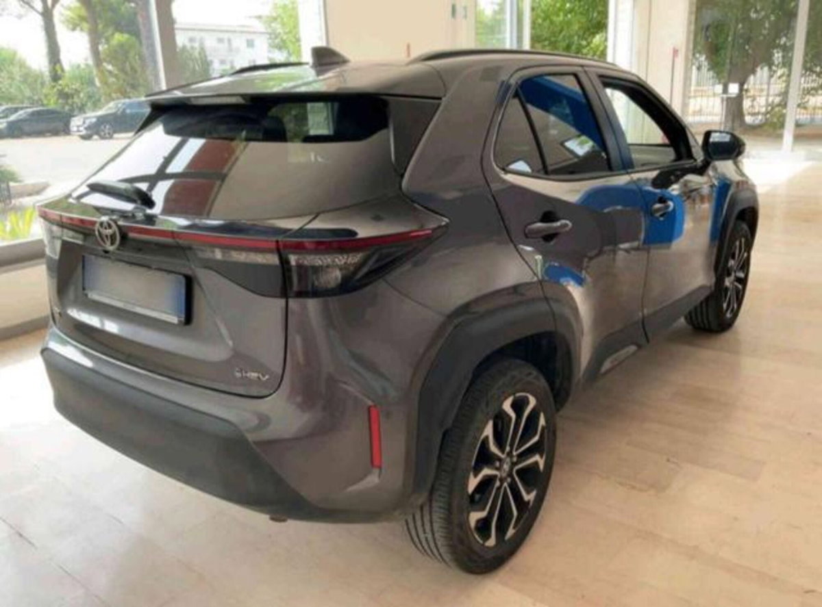 Toyota Yaris Cross 1.5 Hybrid 5p. E-CVT Trend (4)