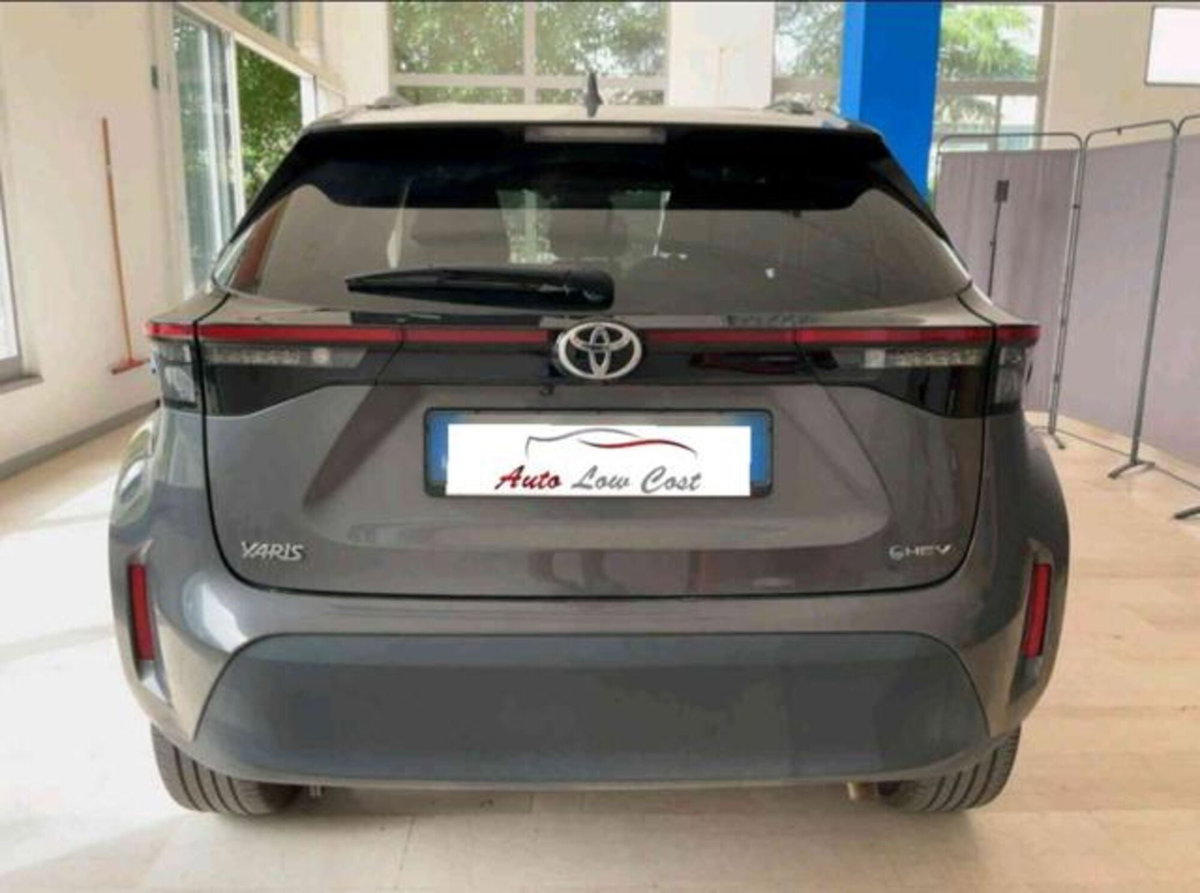 Toyota Yaris Cross 1.5 Hybrid 5p. E-CVT Trend (5)