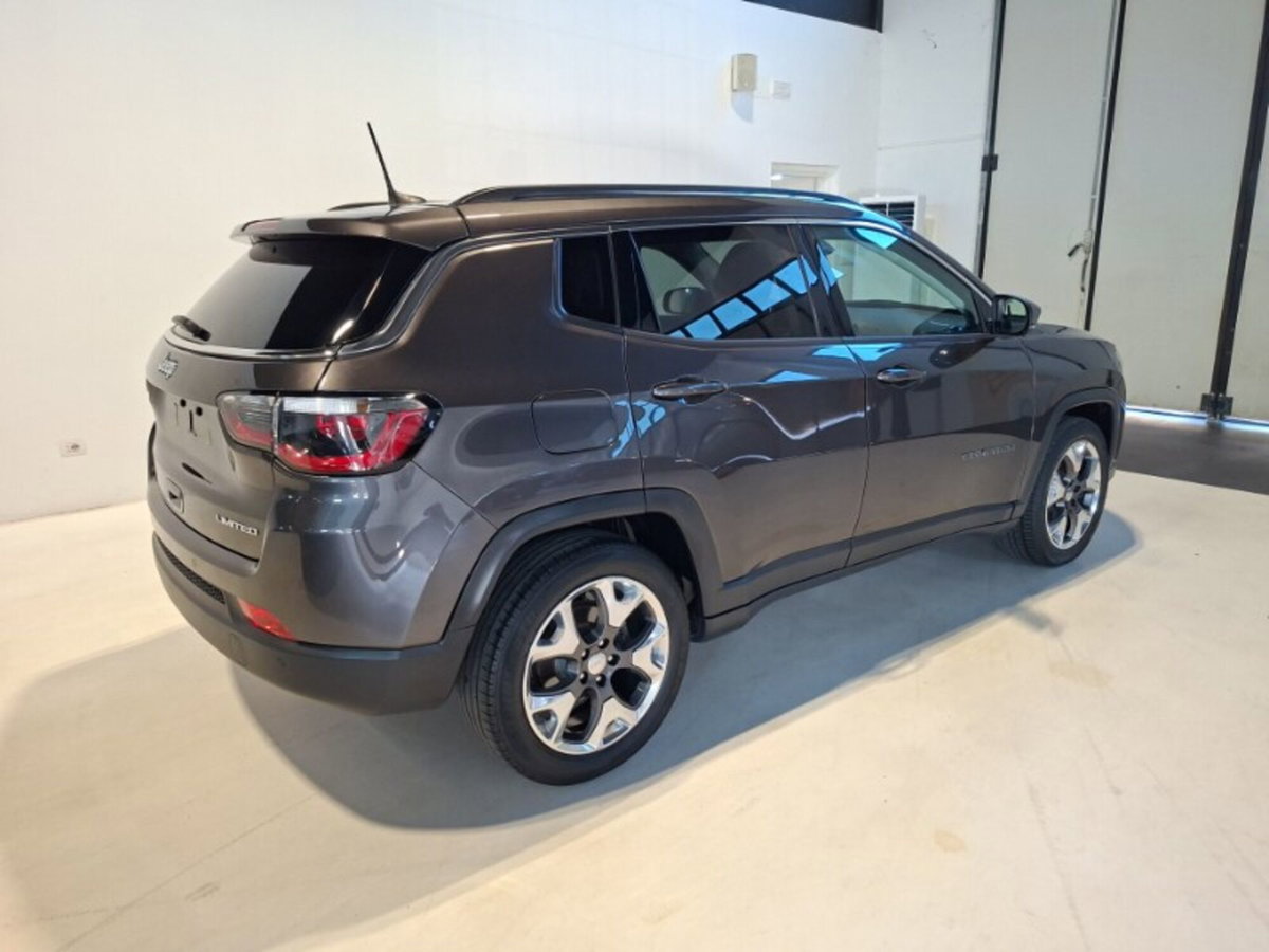 Jeep Compass 1.6 Multijet II 2WD Limited Winter (6)
