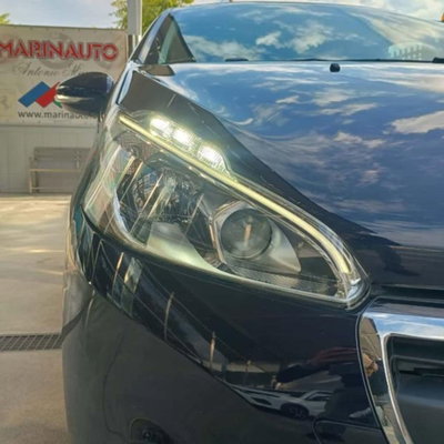 Peugeot 208 BlueHDi 100 Stop&Start 5 porte GT (3)