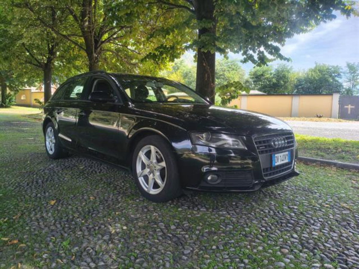 Audi A4 Avant 2.0 TDI 170CV F.AP. quattro (4)