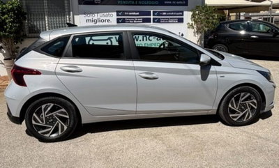 Hyundai i20 1.0 t-gdi 48V Connectline imt (2)
