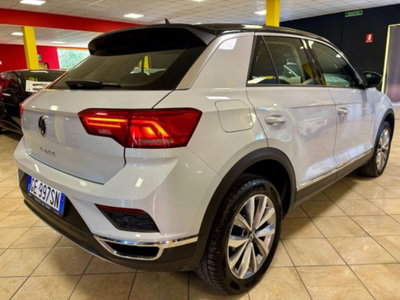 Volkswagen T-Roc 1.5 tsi R-Line dsg (6)