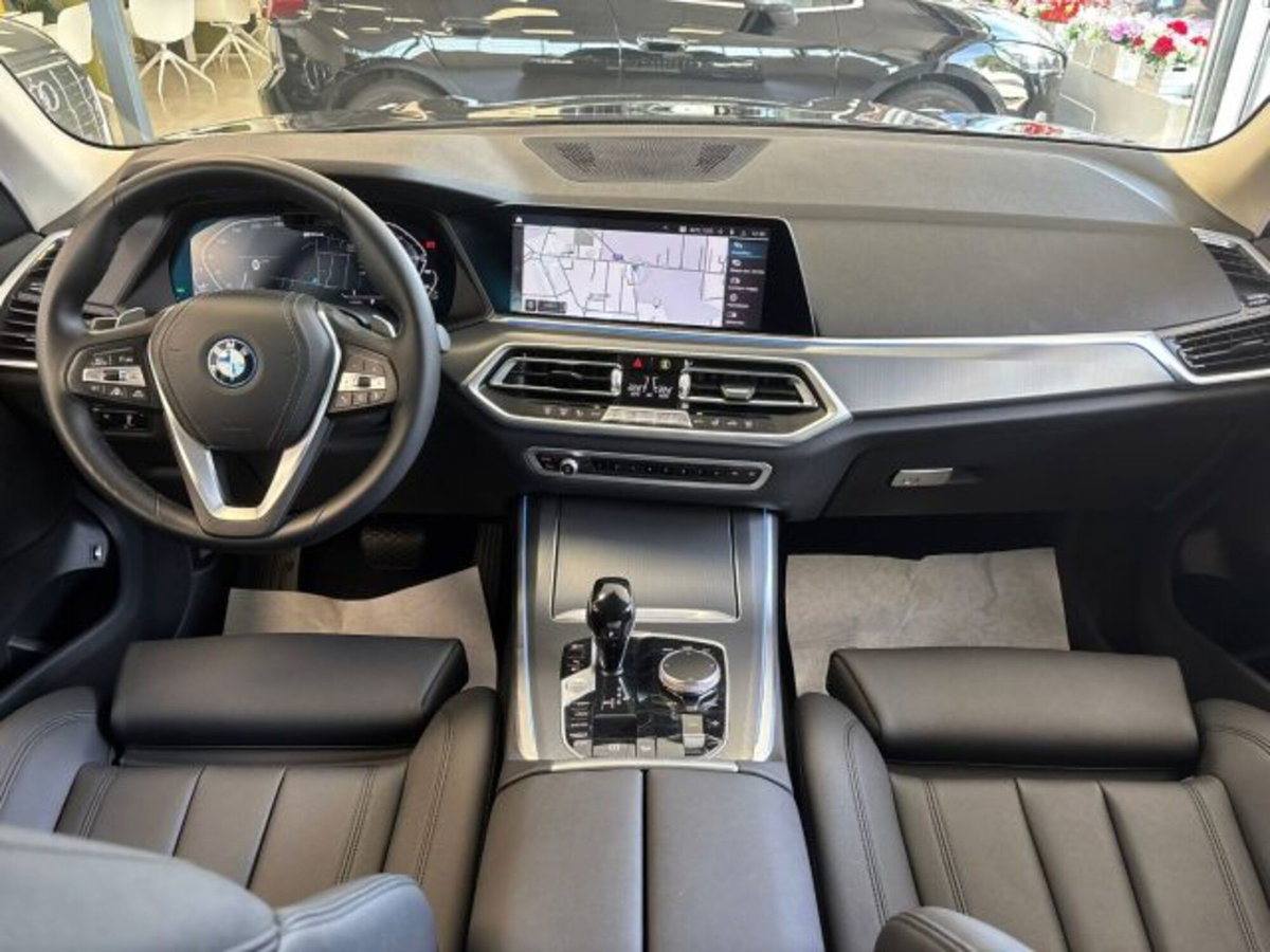 BMW X5 xDrive30d 48V Business (10)