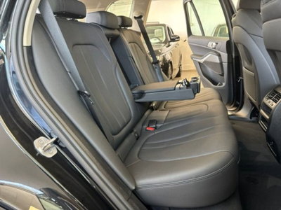 BMW X5 xDrive30d 48V Business (15)