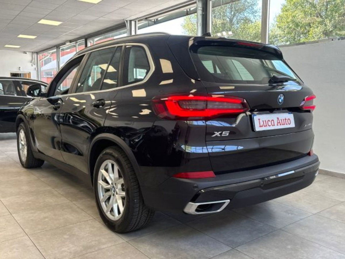 BMW X5 xDrive30d 48V Business (6)
