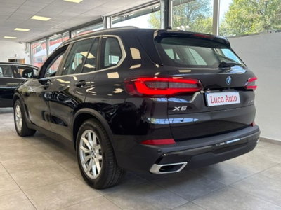 BMW X5 xDrive30d 48V Business (6)