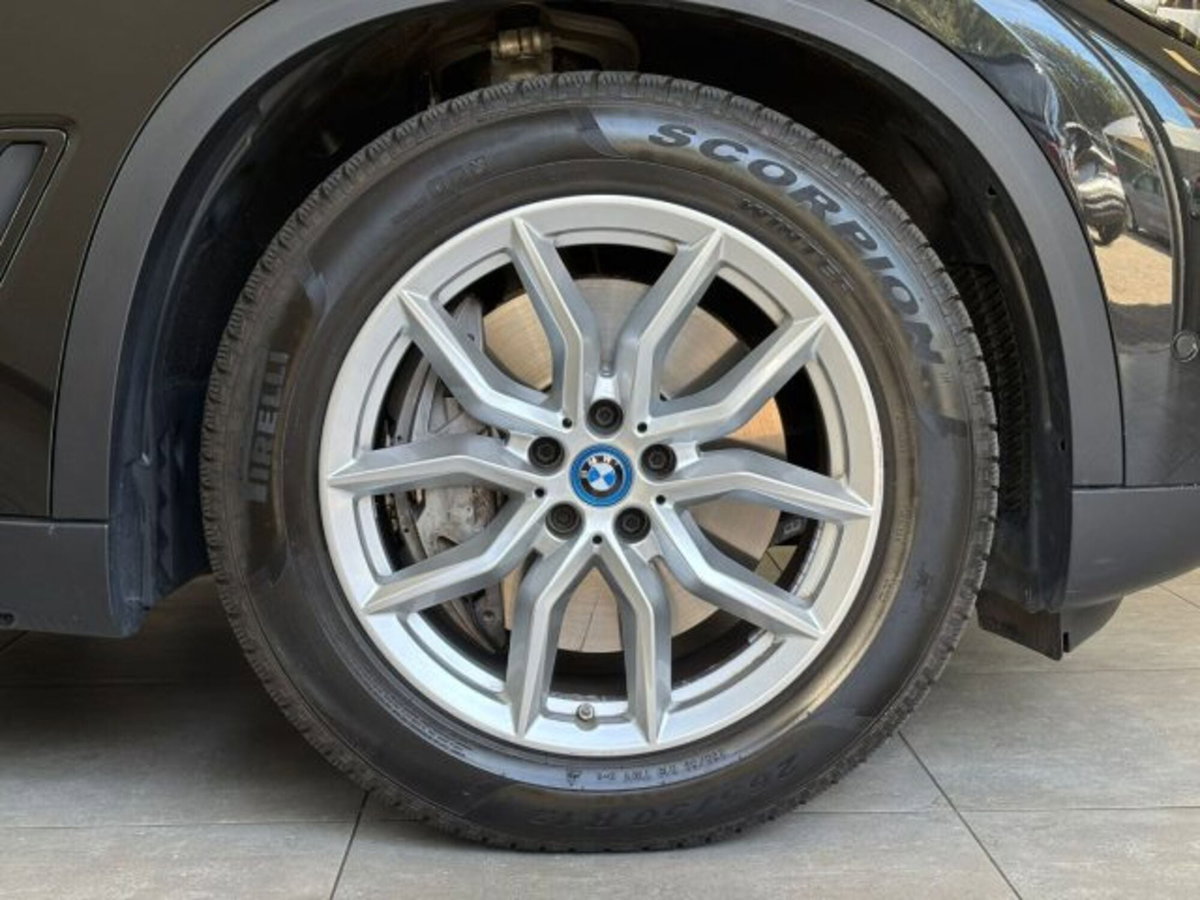 BMW X5 xDrive30d 48V Business (7)