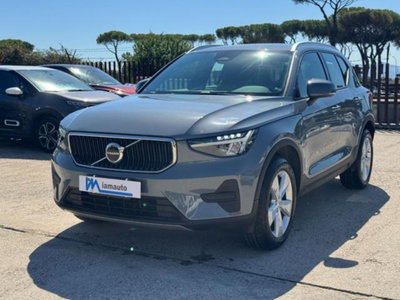Volvo XC40 B3 automatico Essential (2)