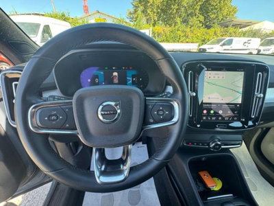 Volvo XC40 B3 automatico Essential (9)