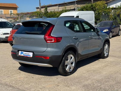 Volvo XC40 B3 automatico Essential (4)