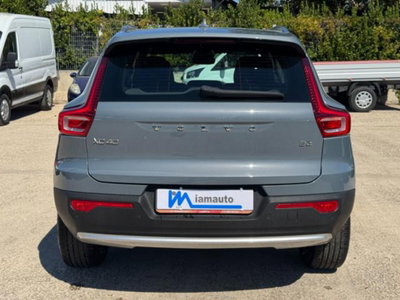 Volvo XC40 B3 automatico Essential (5)