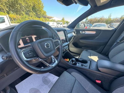 Volvo XC40 B3 automatico Essential (7)