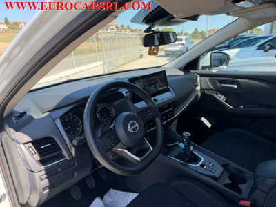 Nissan Qashqai 1.3 mhev Acenta 2wd 140cv (12)