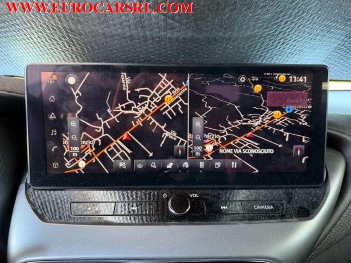 Nissan Juke 1.0 dig-t N-Connecta 114cv (20)