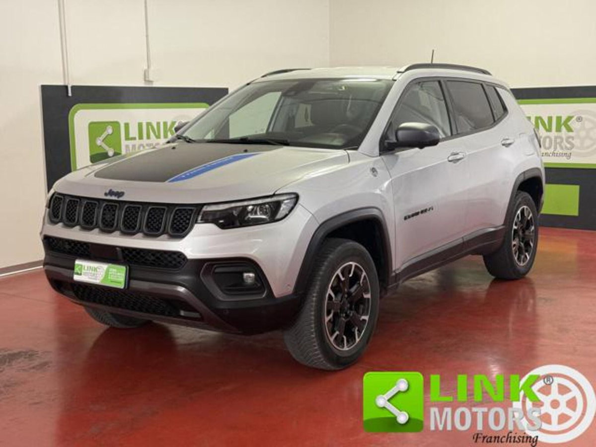 Jeep Compass 1.3 T4 240CV PHEV AT6 4xe Trailhawk