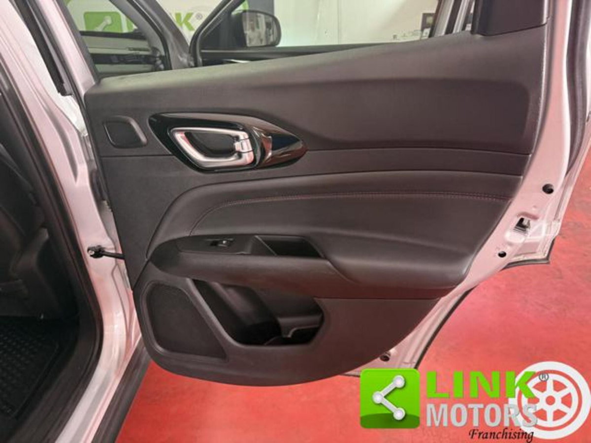 Jeep Compass 1.3 T4 240CV PHEV AT6 4xe Trailhawk (20)
