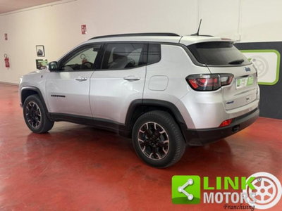 Jeep Compass 1.3 T4 240CV PHEV AT6 4xe Trailhawk (4)