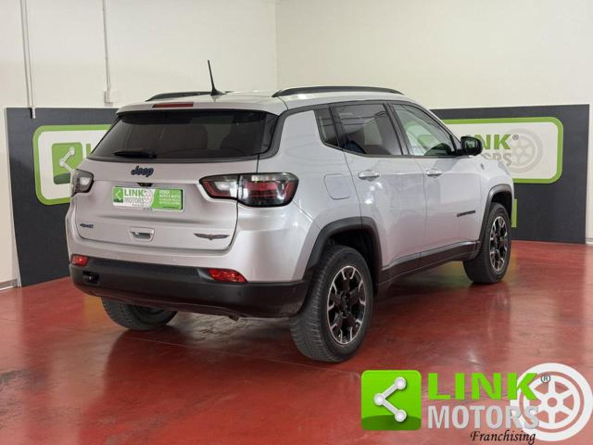 Jeep Compass 1.3 T4 240CV PHEV AT6 4xe Trailhawk (6)