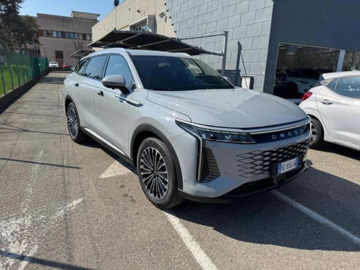 Omoda Omoda 9 SHS-P 1.5 tgdi phev Premium i-awd (3)