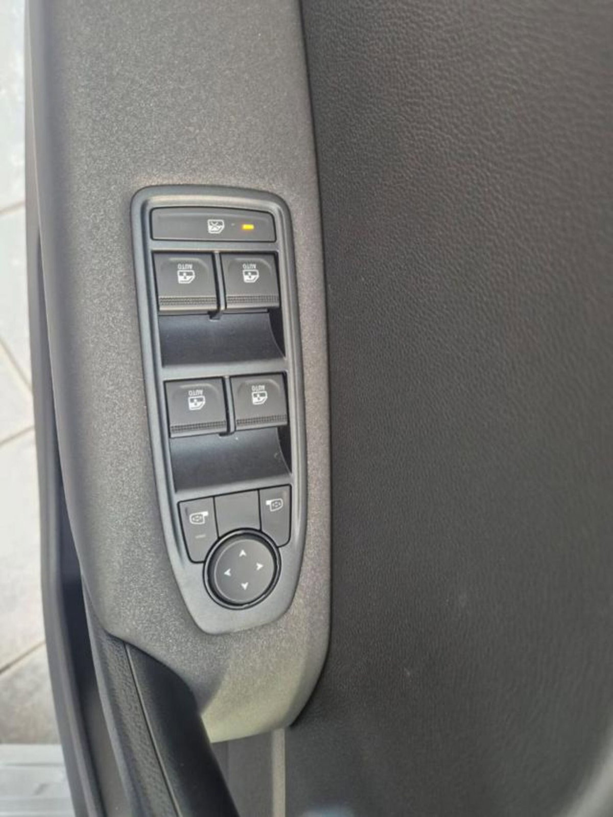 Renault Captur 1.2 eco-g Evolution 120cv (15)