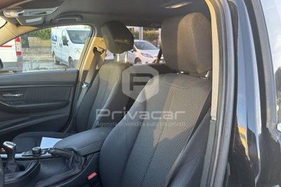 BMW Serie 3 Touring 318d  Luxury (12)
