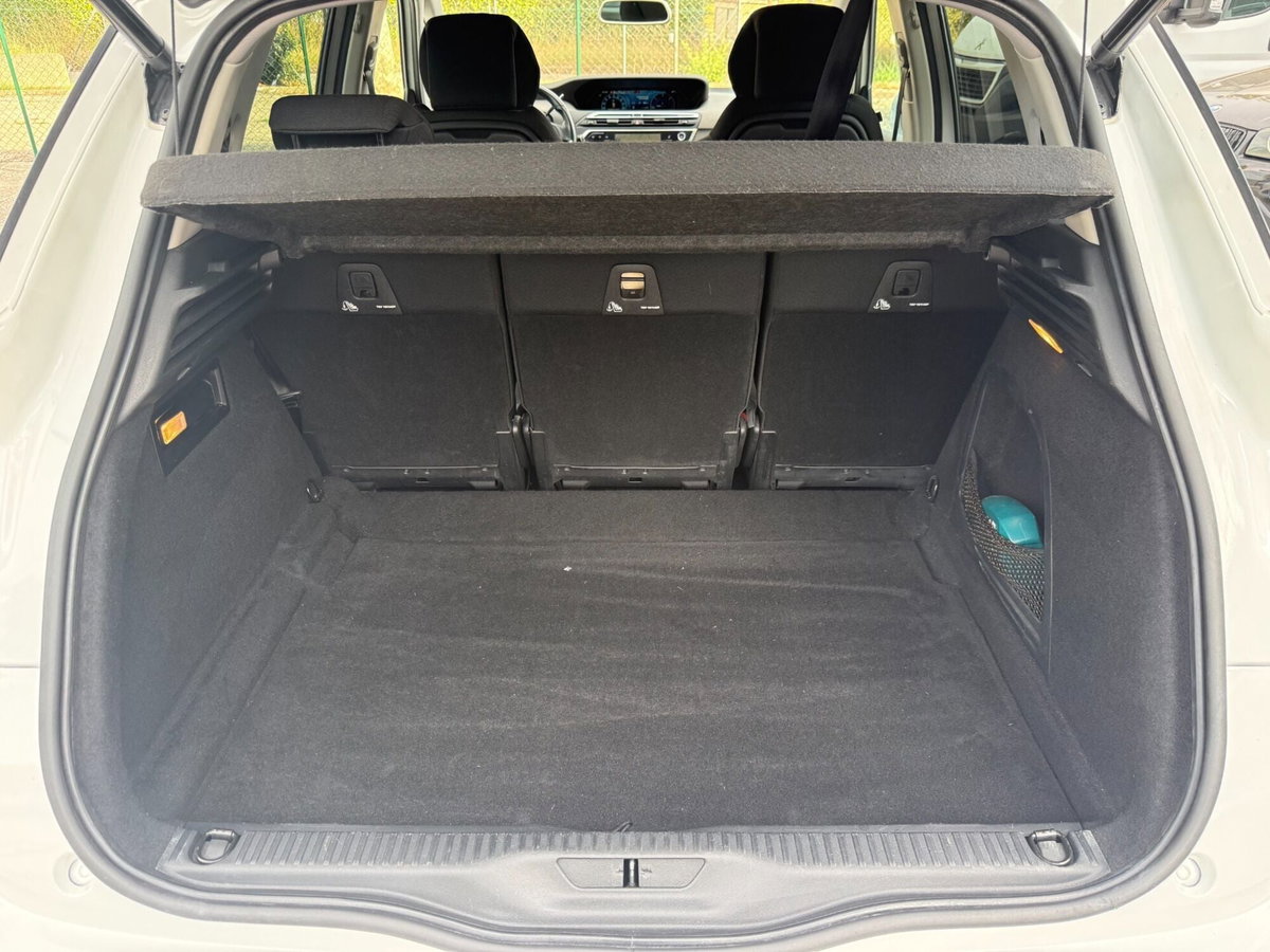 Citroen C4 Picasso BlueHDi 150 S&S EAT6 Shine (19)