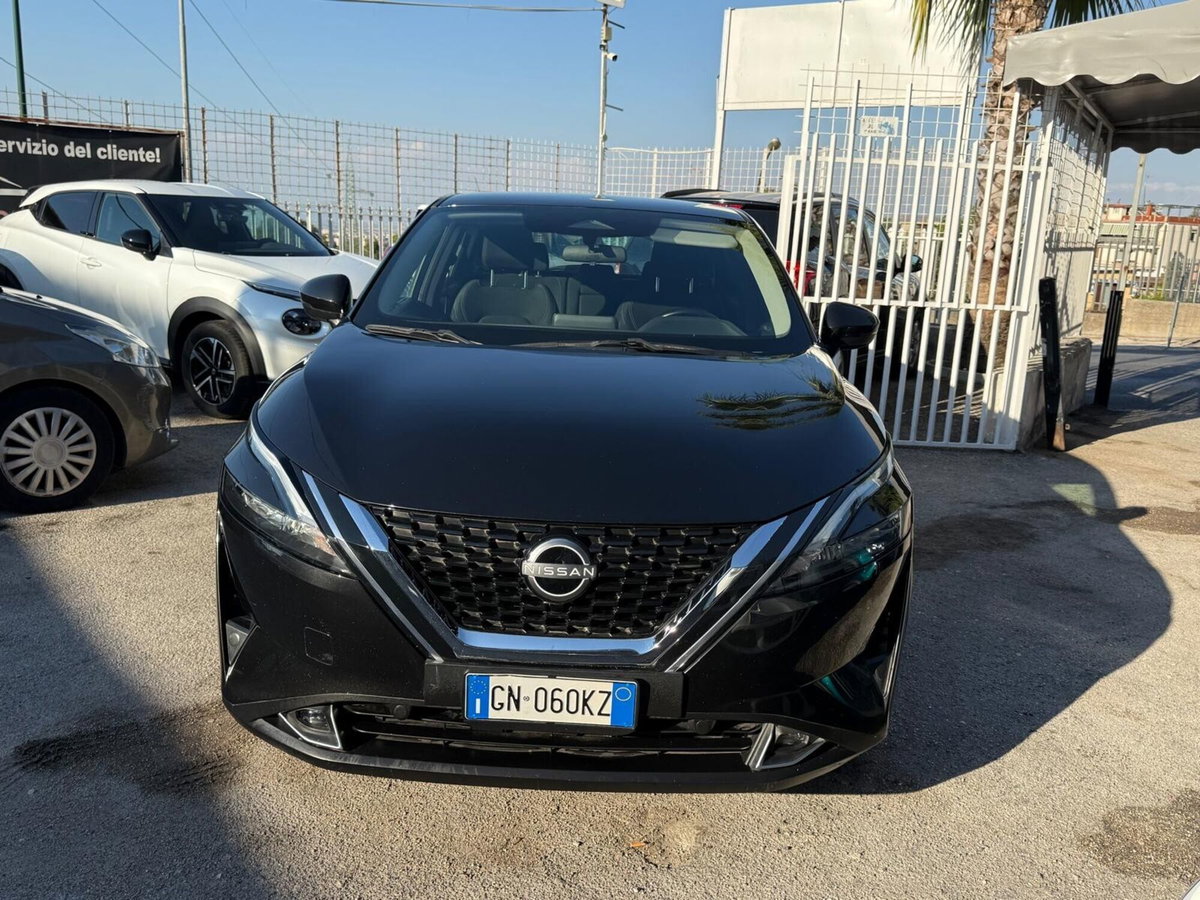 Nissan Qashqai 1.3 mhev Tekna 4wd 158cv xtronic (2)
