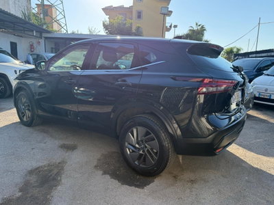 Nissan Qashqai 1.3 mhev Tekna 4wd 158cv xtronic (4)