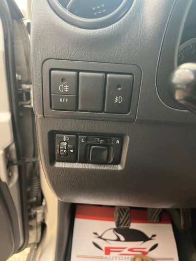 Suzuki Jimny 1.3i 16V cat 4WD JLX (10)