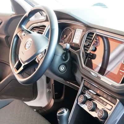Volkswagen T-Roc 1.6 TDI SCR Business BlueMotion Technology (4)