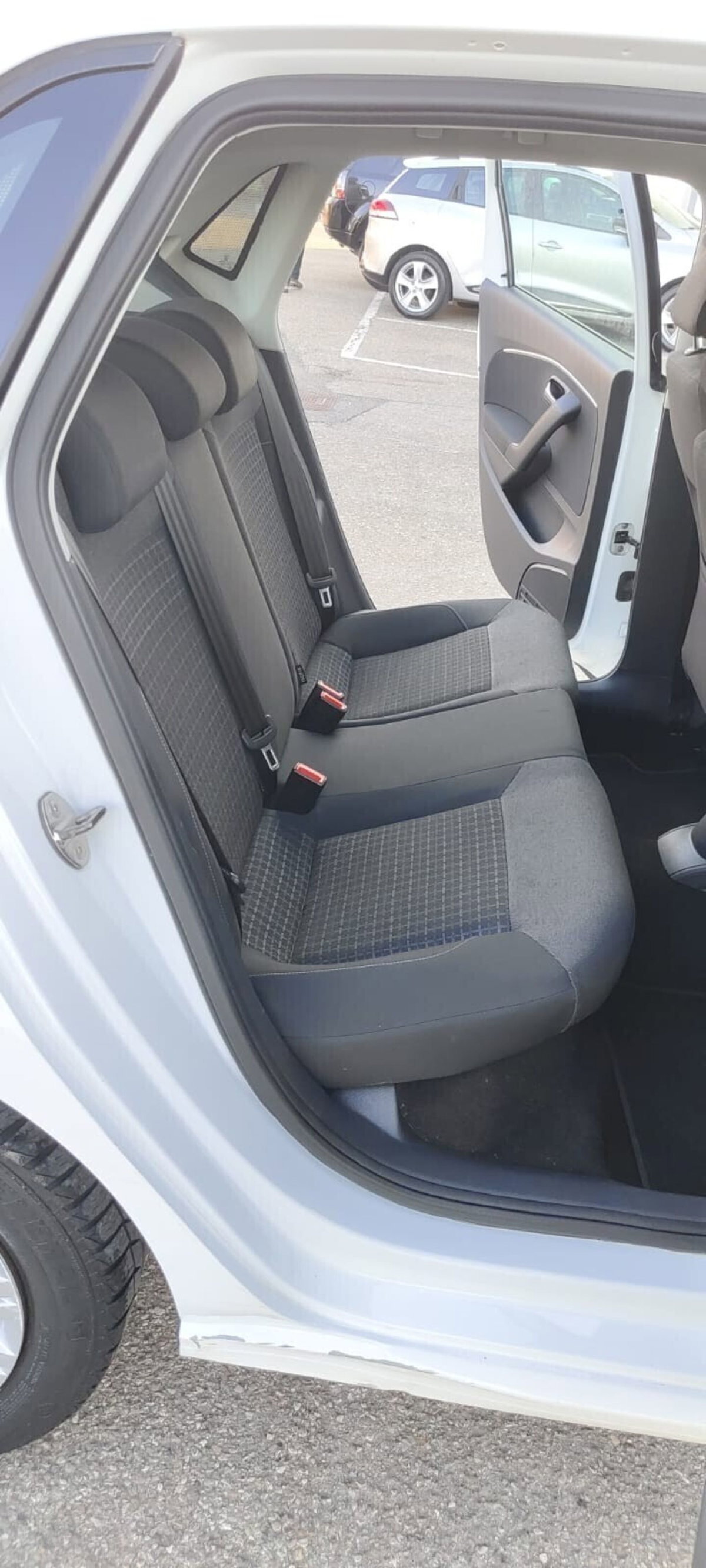 Volkswagen Polo 1.4 TDI 5p. Fresh BlueMotion Technology (7)
