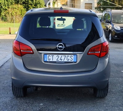 Opel Meriva 1.4 100CV Cosmo (11)